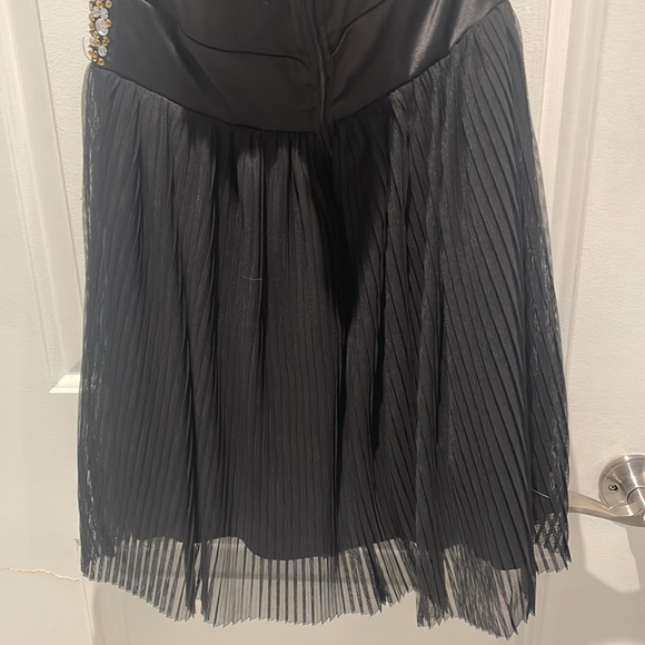 Graduation/Prom Dress 🎓⚡️ - Picture 9 of 11